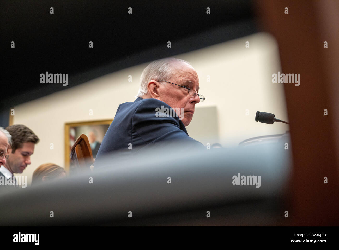 John Dean, ex casa bianca Consulente per il presidente Richard Nixon, testimonia in audizione presso la Casa Comitato Giudiziario, "Lezioni dalla relazione di Mueller: ostruzione presidenziale e altri CrimesÓ nella casa Rayburn Building a Washington D.C. il 10 giugno 2019. Foto di Ken Cedeño/UPI Foto Stock