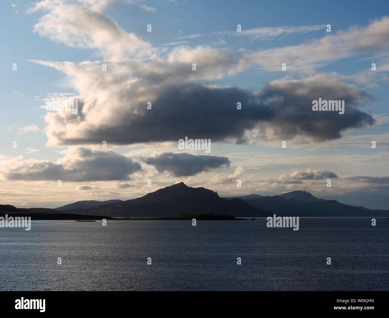 Luce della Sera, Ben Tianavaig, Skye Foto Stock