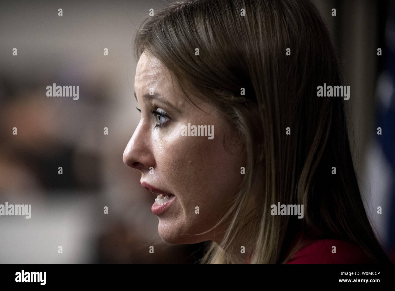 Russo candidato presidenziale Ksenia Sobchak risponde alle domande nel corso di una conferenza stampa presso il National Press Club di Washington il 6 febbraio 2018. Sobchak, un russo TV e social media celebrità e la figlia del Presidente Vladimir Putin mentore politico, ha detto il suo ambizioni politiche sono originali ma riconosce che le sue probabilità di vincere le elezioni di marzo sono sottili. Foto di Pat Benic/UPI Foto Stock