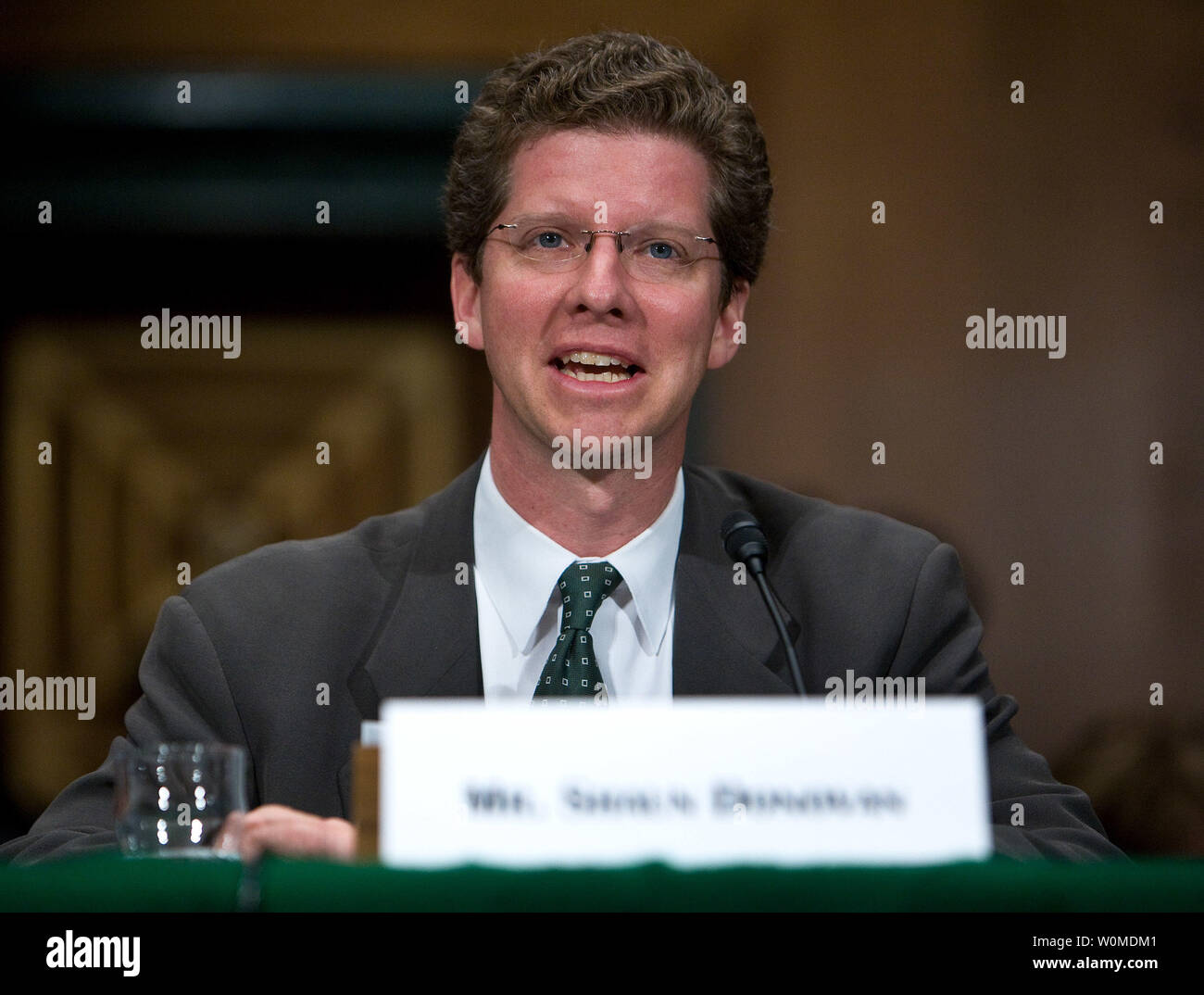 Segretario di Albergare e Sviluppo Urbano nominee Shaun Donovan testimonia a sua conferma audizione davanti al Senato Comitato bancario sul Campidoglio di Washington il 13 gennaio 2009. (UPI foto/David Brody) Foto Stock
