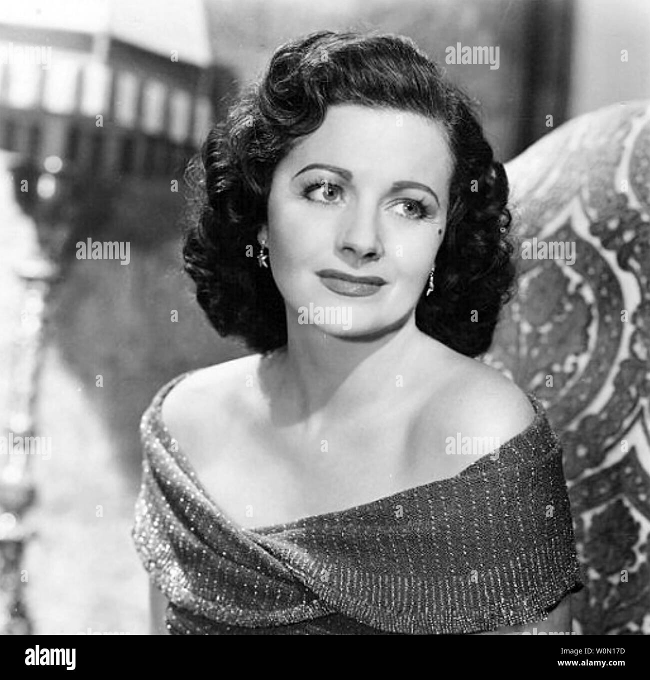 TROUBLE IN THE GLEN 1954 Repubblica Pictures film con Margaret Lockwood Foto Stock