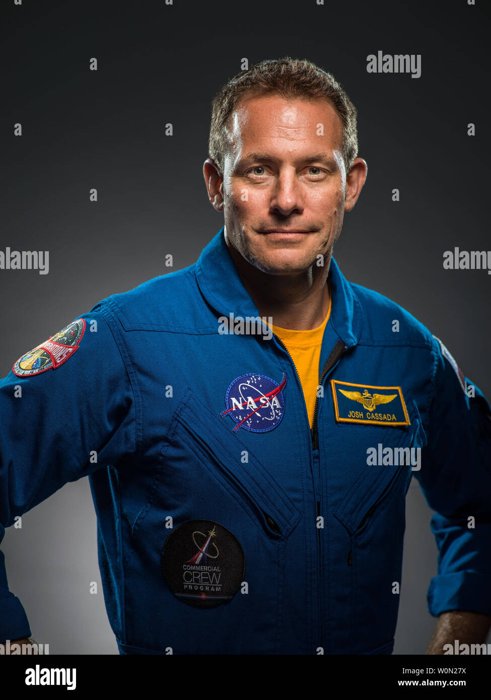 L'astronauta della NASA Josh Cassada è stato assegnato per il secondo volo del Boeing CST-100 Starliner. Cassada è cresciuto in White Bear Lake, Minnesota. Egli è un comandante della Marina e il test pilota con più di 3.500 ore di volo in più di 40 aeromobili. Egli è stato selezionato come un astronauta nel 2013. Questo sarà il suo primo volo spaziale. Foto NASA da Robert Markowitz/UPI Foto Stock