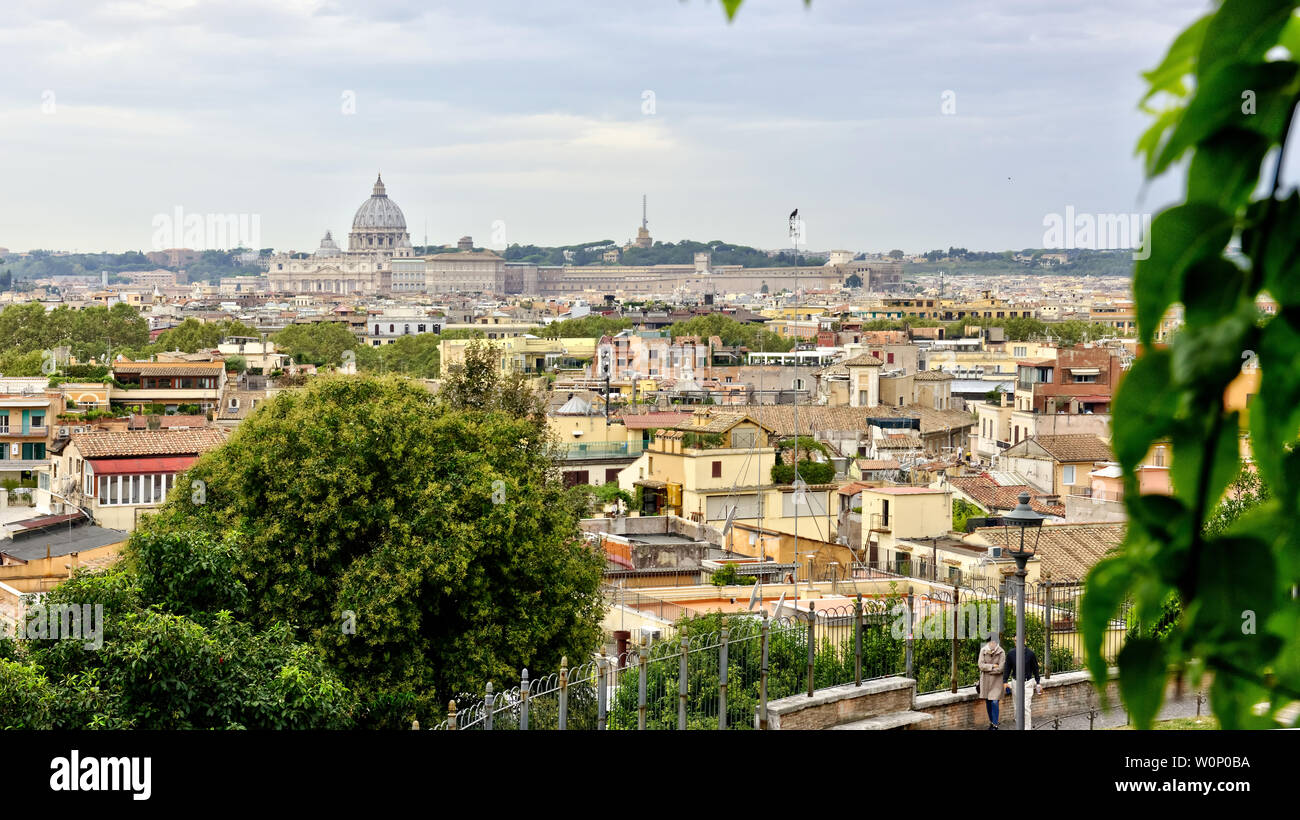 Bellissima vista panoramica cityscape di Roma, Italia, viaggi in Europa, Foto Stock
