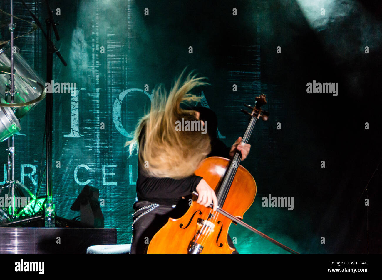 Kiel, Germania. 17 Giugno, 2018. La banda "Apocalyptica' sta eseguendo in Freilichtbühne Krusenkoppel durante la Kieler Woche 2018 Foto Stock