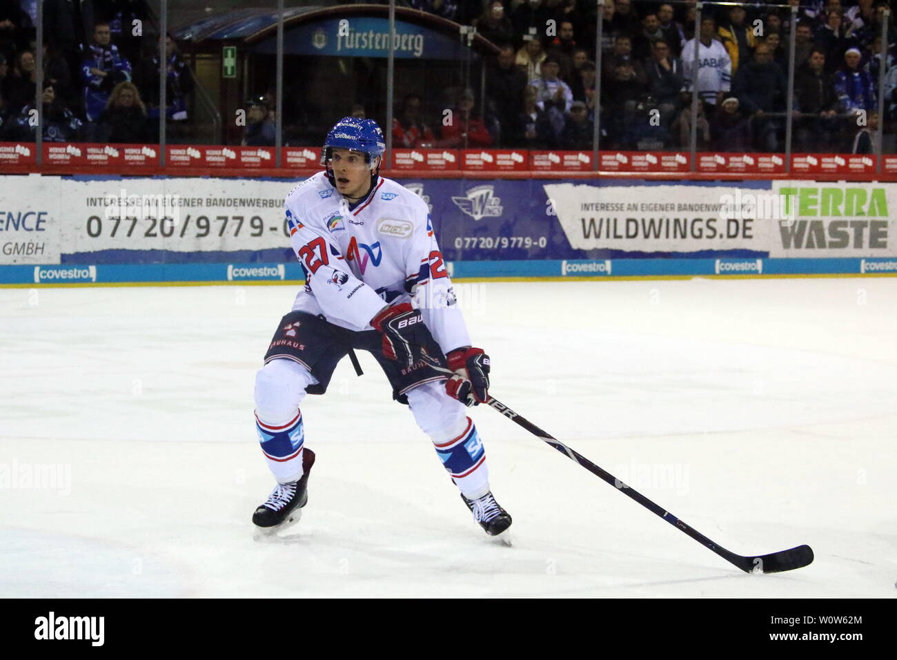 Brendan Mikkelson, (Adler Mannheim), 22. Sptg. DEL 18-19: SERC Wildwings vs Adler Mannheim Foto Stock