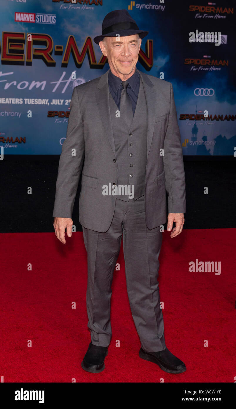 Los Angeles, CA - Giugno 26, 2019: JK Simmons assiste la premiere di Sony Pictures "ragno-uomo lontano da casa" tenutasi presso la TCL Teatro Cinese Foto Stock