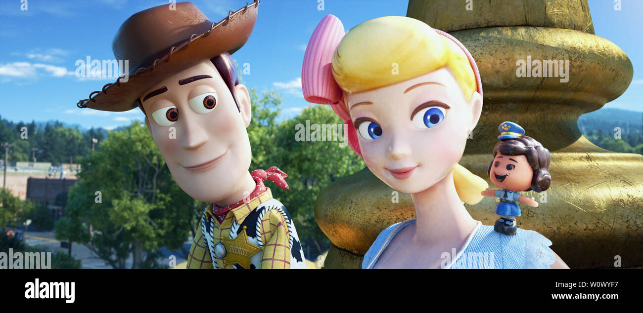 Toy Story 4 è un imminente American 3D calcolatore-animated commedia film prodotto da Pixar Animation Studios per Walt Disney Pictures. È il quarto episodio della Pixar Toy Story serie. Questa fotografia è fornito per il solo uso editoriale ed è il copyright del film company e/o il fotografo designato assegnato dal film o società di produzione. Foto Stock
