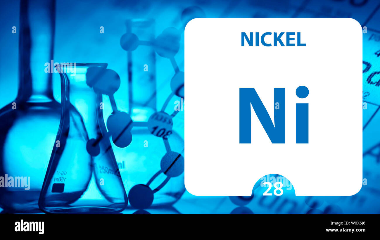 Nichel 28 l'elemento. Metalli alcalino terrosi. Elemento chimico di Mendeleev Tavola Periodica. In nichel in piazza cube concetto creativo. Chimica, un laboratorio Foto Stock