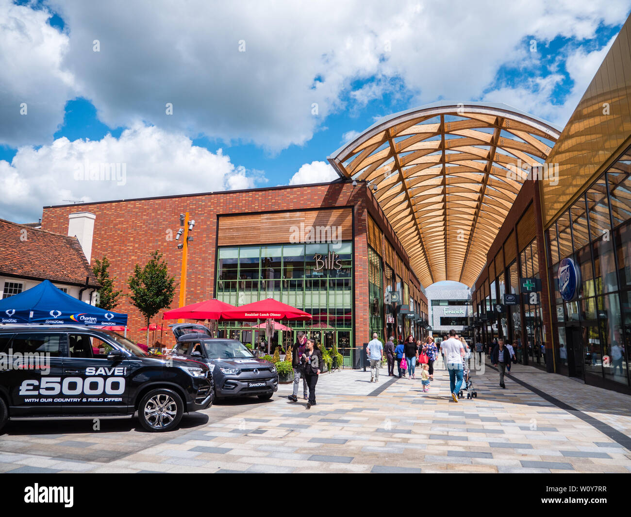 Union Square, lessico, Bracknell, Berkshire, Inghilterra, Regno Unito, GB. Foto Stock