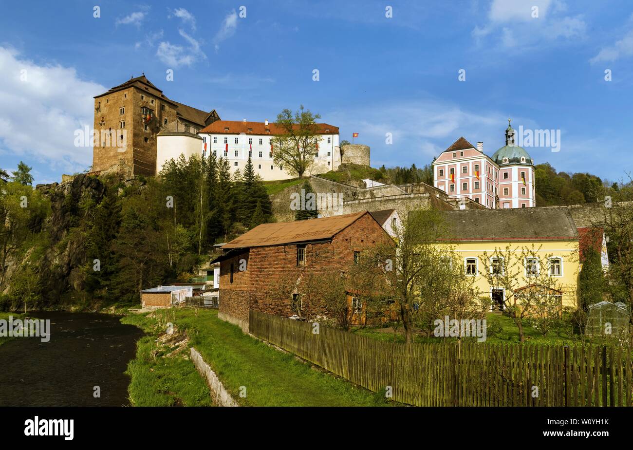 Piazza nel West cittadina boema di Becov nad Teplou Foto Stock