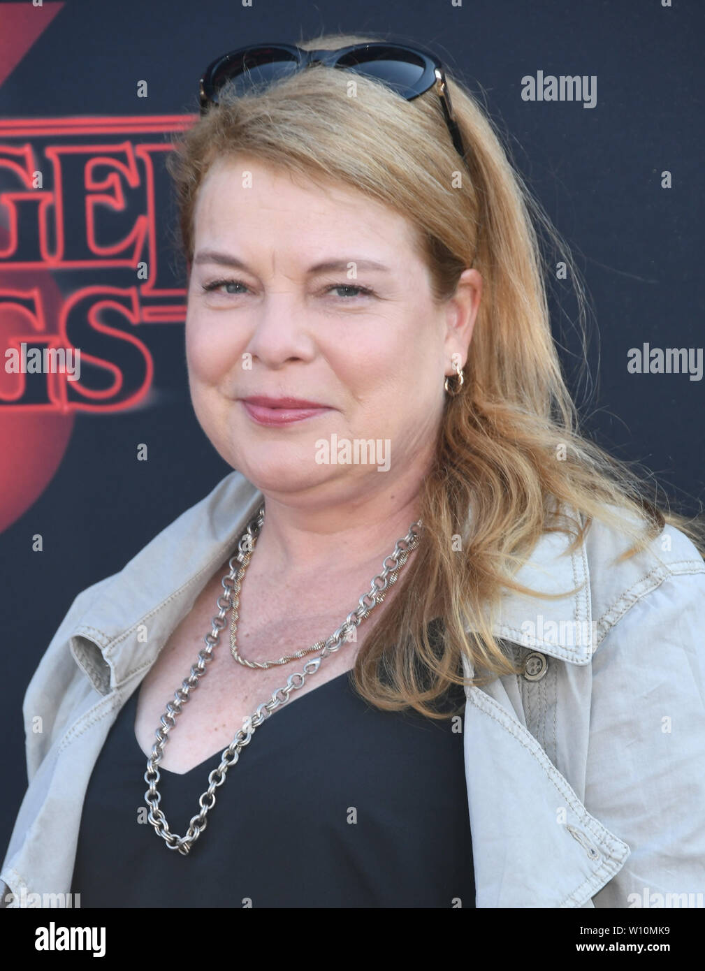 Giugno 28, 2019 - Santa Monica, California, Stati Uniti - 28 Giugno 2019 - Santa Monica, California - Catherine Curtin. "Cose tranger 3'' Los Angeles Premiere detenute a Santa Monica High School. Photo credit: Birdie Thompson/AdMedia (credito Immagine: © Birdie Thompson/AdMedia via ZUMA filo) Foto Stock