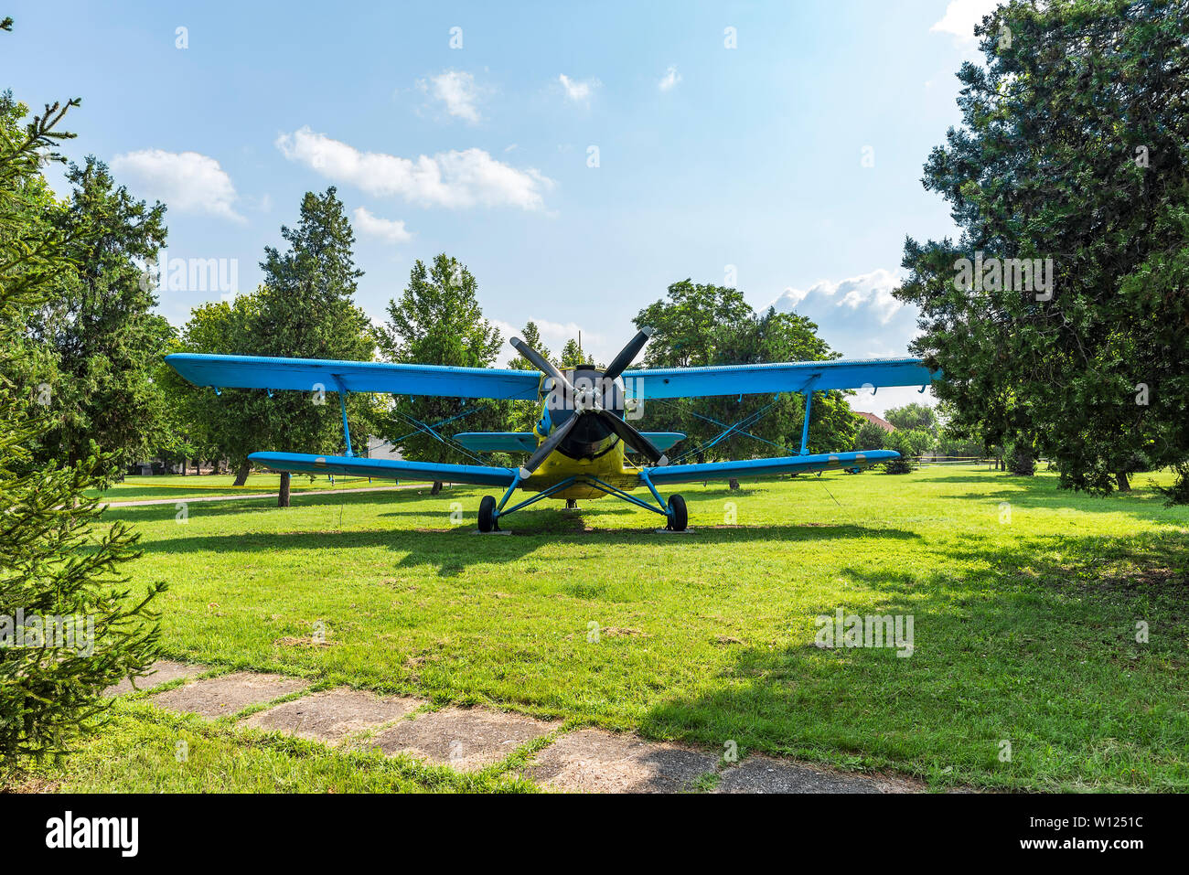 Antonov An-2 piano nel museo di aviazione in Graf Ignatievo aeroporto, Bulgaria Foto Stock