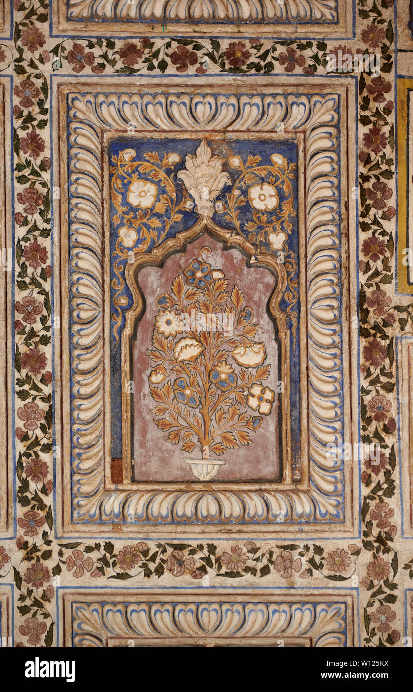 Interior shot di Daria Daulat Bagh, Srirangapatna, Karnataka, India Foto Stock