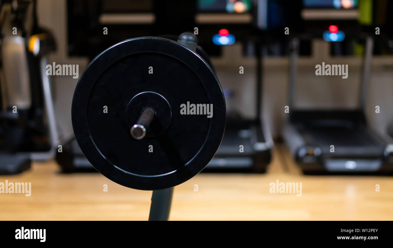 Peso in palestra, vicino la foto in orizzontale Foto Stock