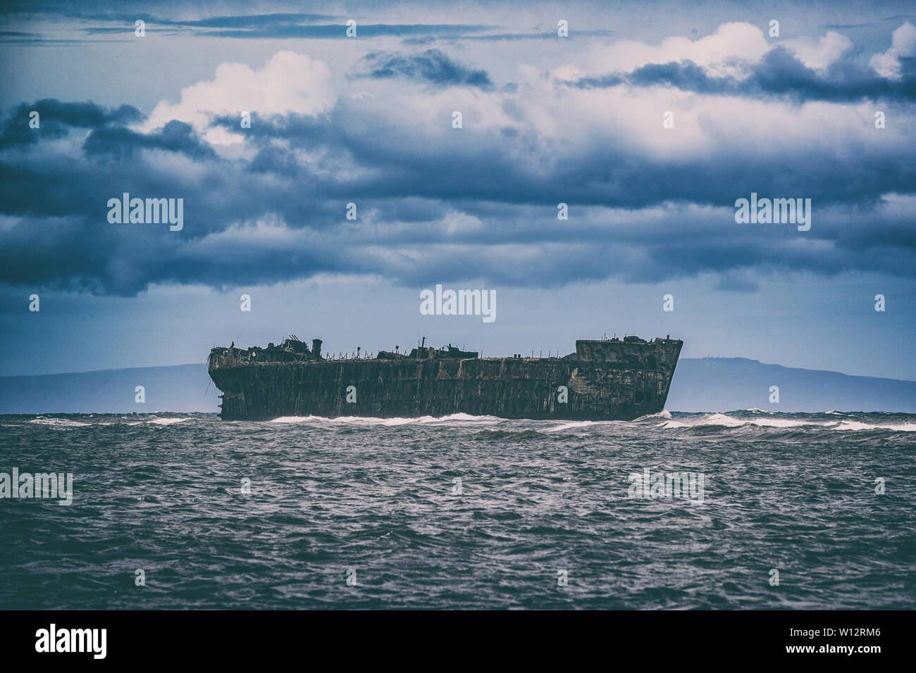 Shipwreck in Isola di Lanai, Hawaii, USA travel. Vecchia nave relitto nell'oceano. Foto Stock