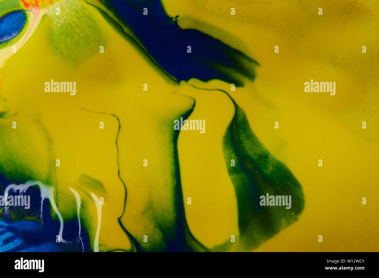 Pittura a olio abstract background. Giallo colore brillante Foto Stock