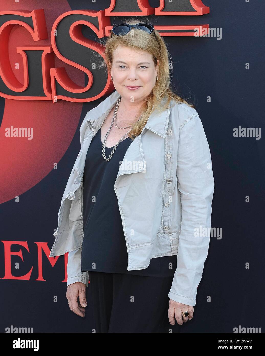 Catherine Curtin assiste il 'Stranger cose' Stagione 3 Premiere mondiale a Santa Monica High School Hall Barnum in Santa Monica, California, USA, il 29 giugno 2019. | Utilizzo di tutto il mondo Foto Stock