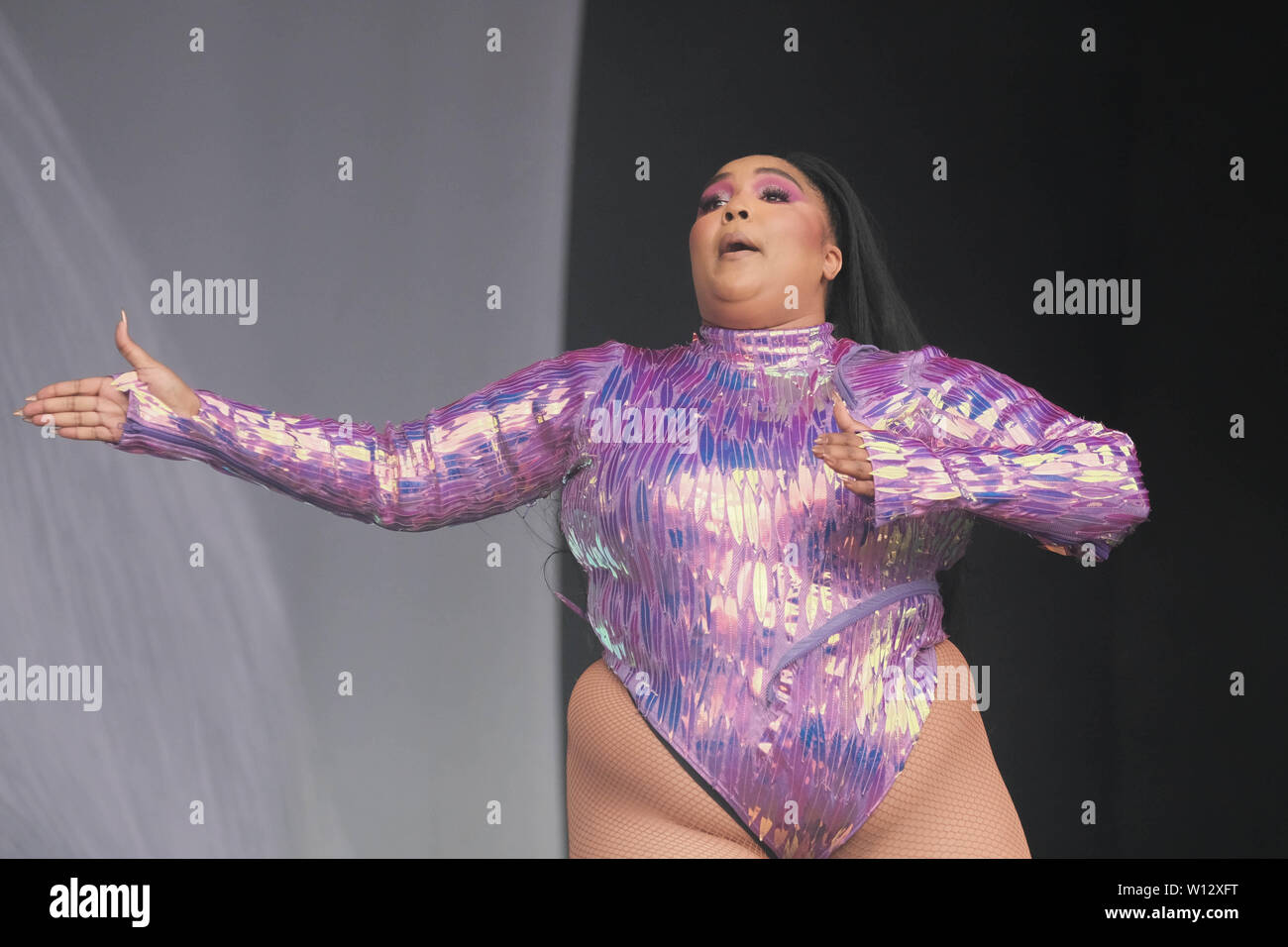 Pilton, Somerset, Regno Unito. Il 29 giugno 2019. Lizzo di eseguire sul palco del festival di Glastonbury, Somerset Credito: Alba Fletcher-Park/Alamy Live News Foto Stock