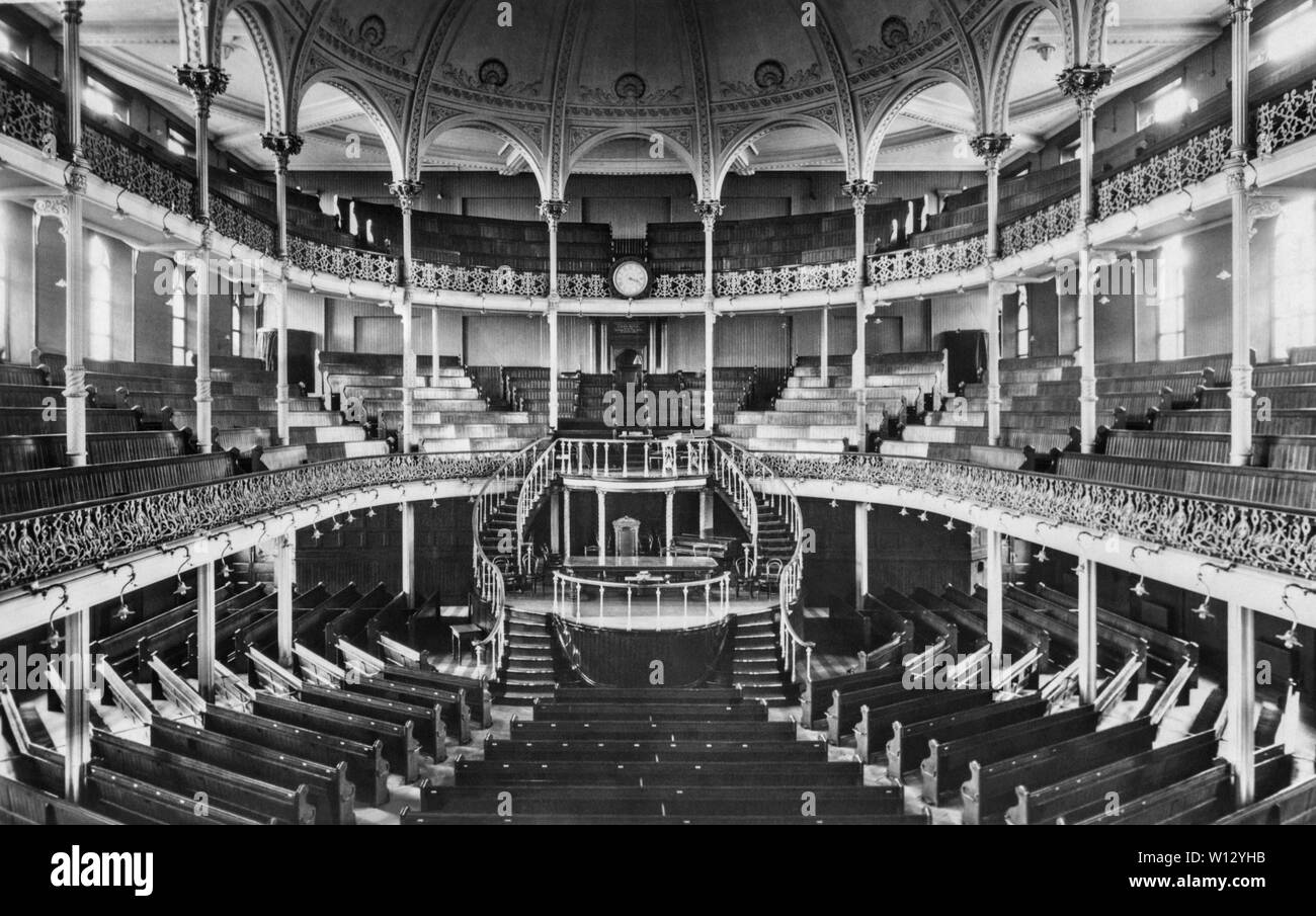 Interno del Metropolitan Tabernacolo, dove l'inglese pastore battista Charles Haddon (C.H.) Spurgeon esercitarono il più tardi del XIX secolo. Foto Stock