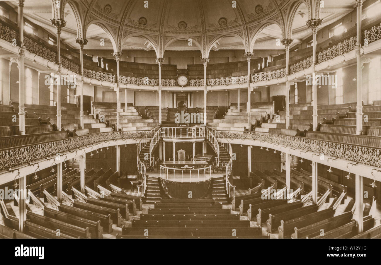 Interno del Metropolitan Tabernacolo, dove l'inglese pastore battista Charles Haddon (C.H.) Spurgeon esercitarono il più tardi del XIX secolo. Foto Stock