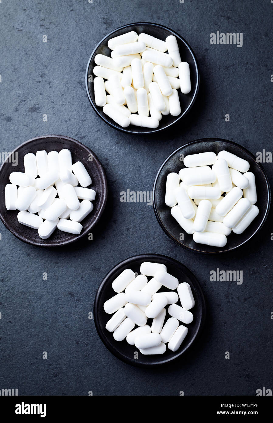 La creatina, Arginina alfa-chetoglutarato (AAKG), beta-alanina capsule e compresse BCAA Foto Stock