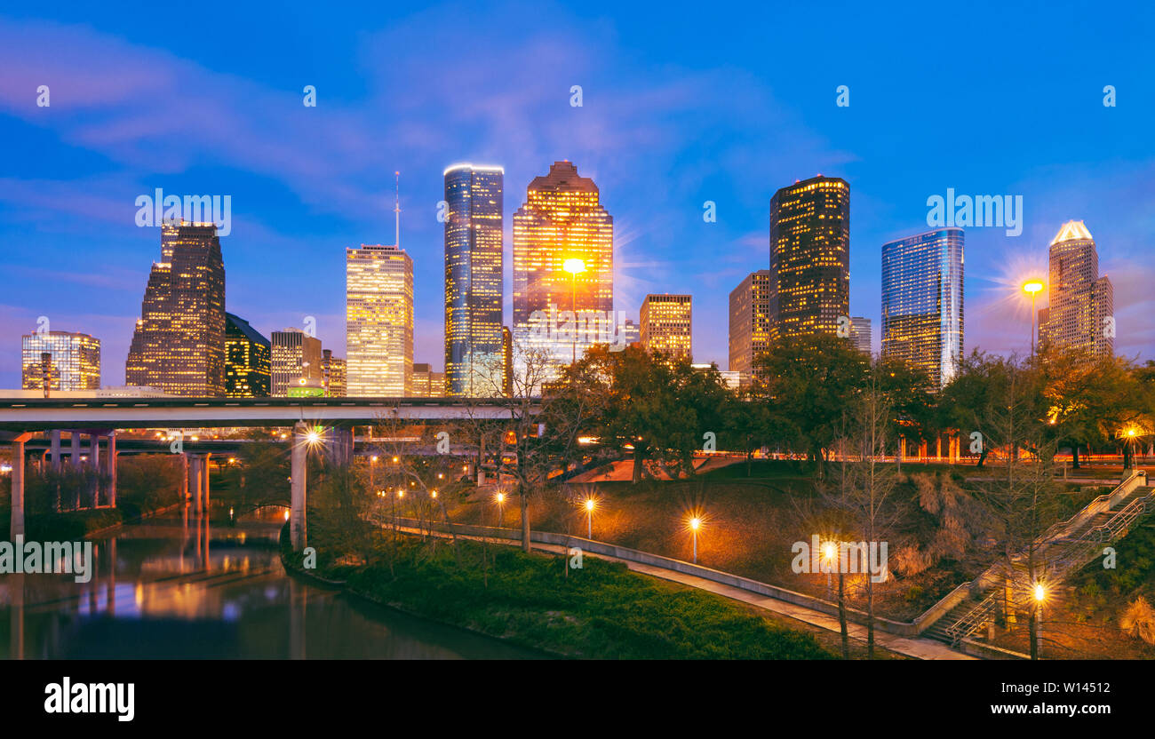 Skyline di Houston Texas al crepuscolo Foto Stock
