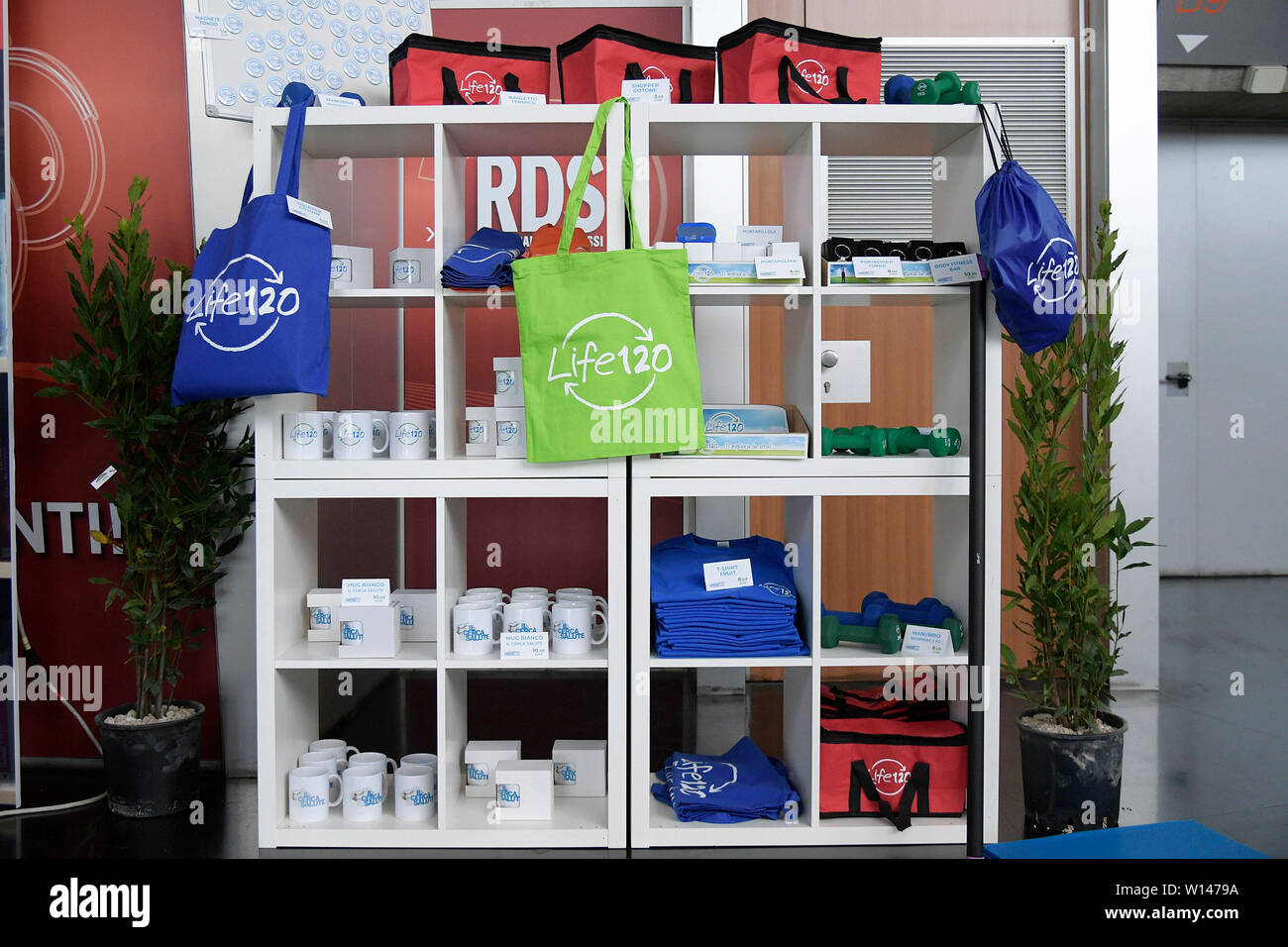 Roma, Italia. Il 30 giugno, 2019. Stand di Merchandising presente alla vita nazionale 120 Convenzione di Adriano Panzironi (Luigi Mistrulli/fotogramma, Roma - 2019-06-30) p.s. Credit: Indipendente Photo Agency Srl/Alamy Live News Foto Stock