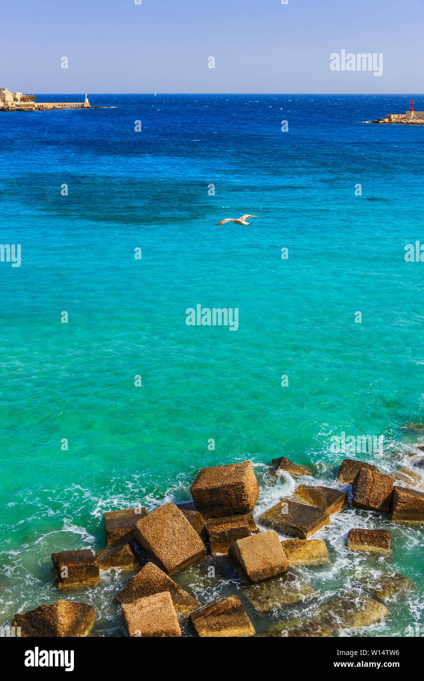 Mare salento immagini e fotografie stock ad alta risoluzione - Alamy