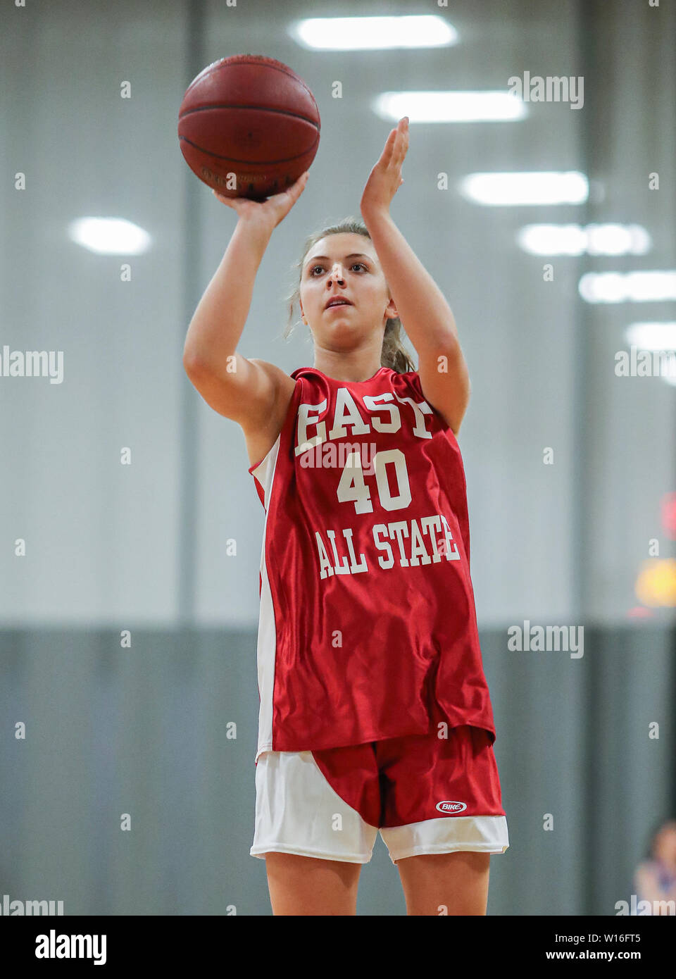 Azione di basket presso il Washington State 2A e 3A TUTTE LE Star Game in Liberty Lago, Washington. Foto Stock