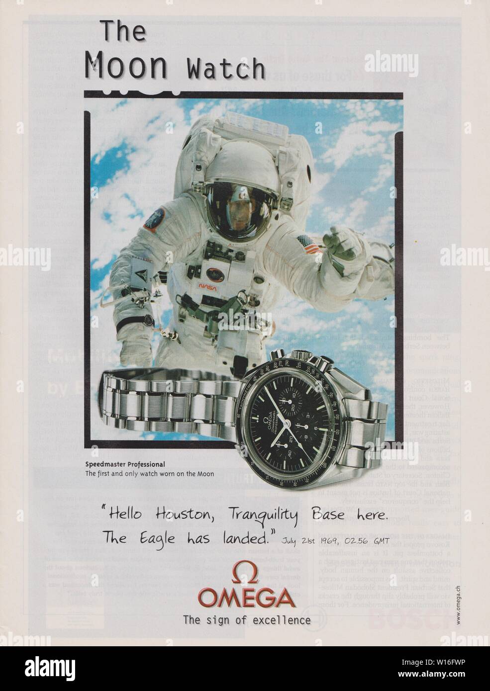 Poster pubblicitari orologio Omega in magazzino carta dall'anno 1999, il Moon Watch slogan pubblicitario, creative OMEGA annuncio da anni novanta Foto Stock