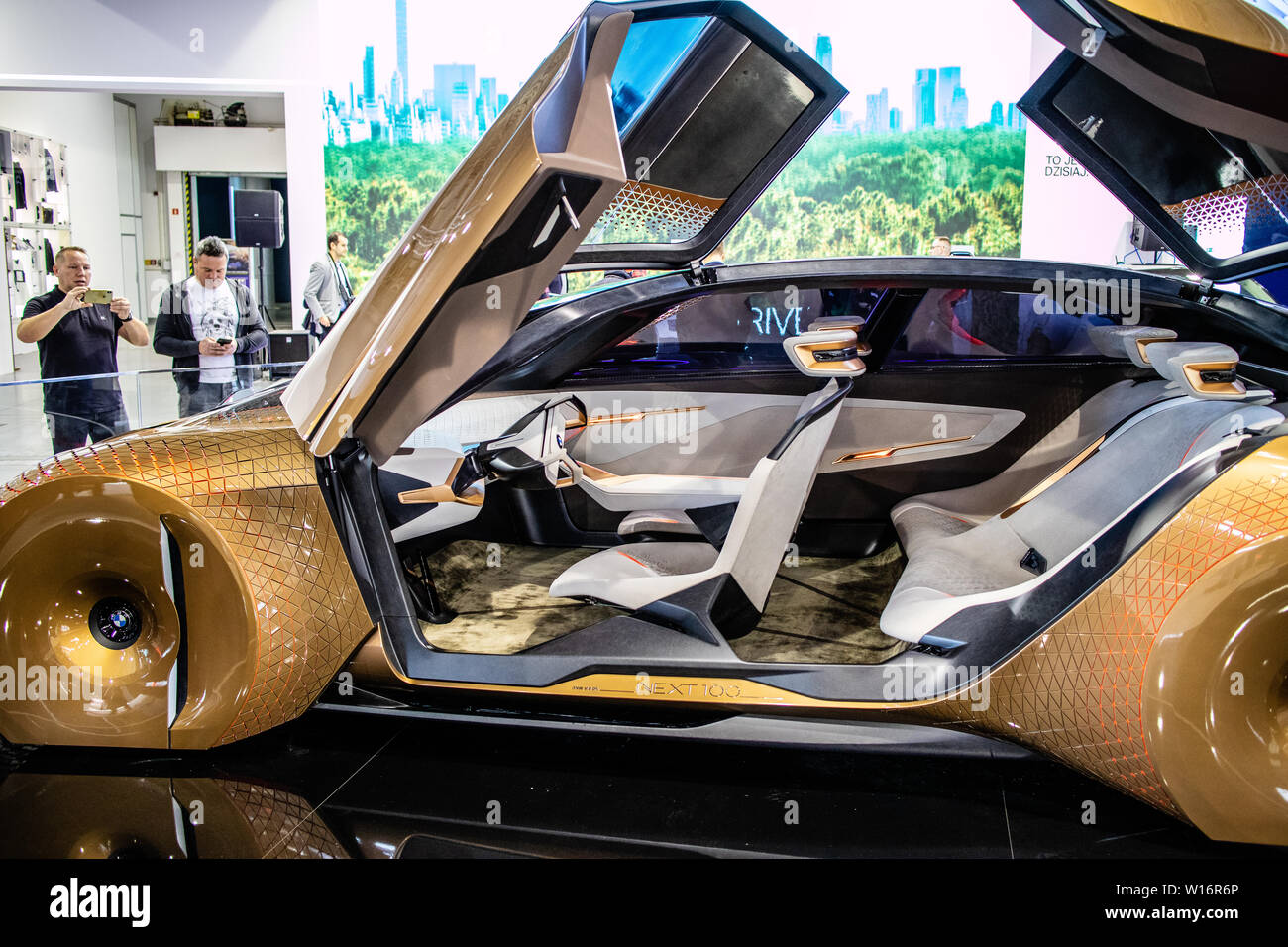 Poznan, Polonia, Marzo 2019 BMW Vision avanti100 Concetto prototipo di automobile, Poznan International Motor Show, i prossimi cento anni eco friendly futuro prototipo Foto Stock