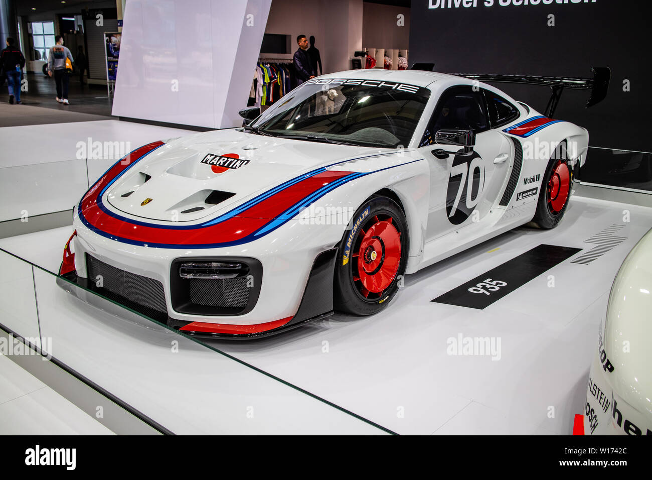 Poznan, Polonia, Marzo 2019 Porsche 935 racing bolid, Poznan International Motor Show, Porsche 935/19 race car con Martini, Mobil1, Michelin annuncio Foto Stock