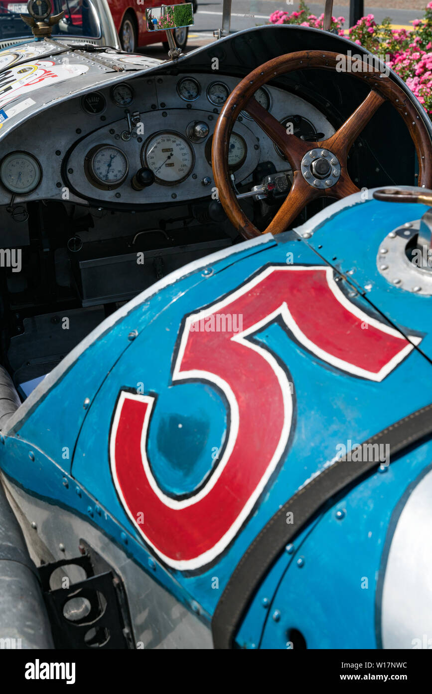 Bad Ragaz, SG / Svizzera - 23 Giugno, 2019: chiusura del pozzetto posteriore e di un blu 1925 Cadillac modello 314 racing auto sportiva al Heidiland Cla Foto Stock