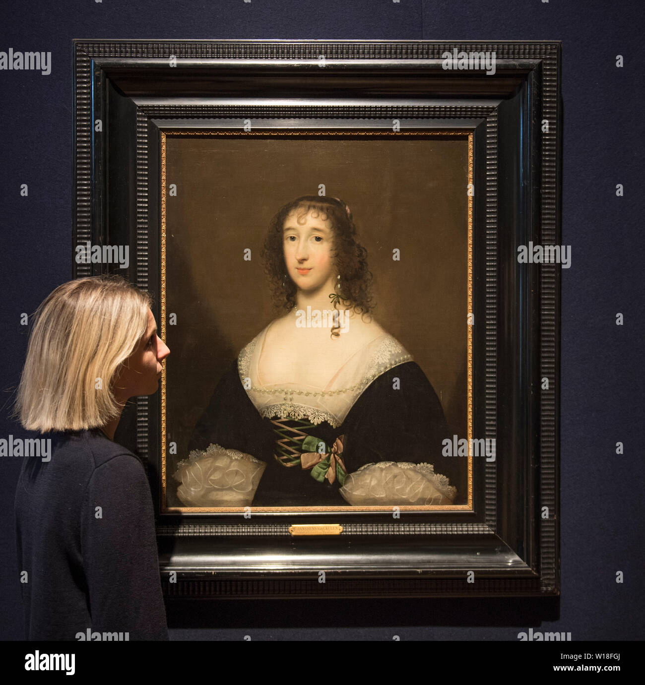 Bonhams, Londra, Regno Unito. Il 1 luglio 2019. Opere di Brueghel, Constable e de Ribera sul display in antichi maestri anteprima di vendita per essere venduti il 3 luglio 2019. Immagine: Cornelio Jonson van Ceulen, Ritratto di una dama, ha detto di essere Lettice, Lady Falkland (c. 1612-1647). Stima £ 12,000-18,000. Credito: Malcolm Park/Alamy Live News. Foto Stock