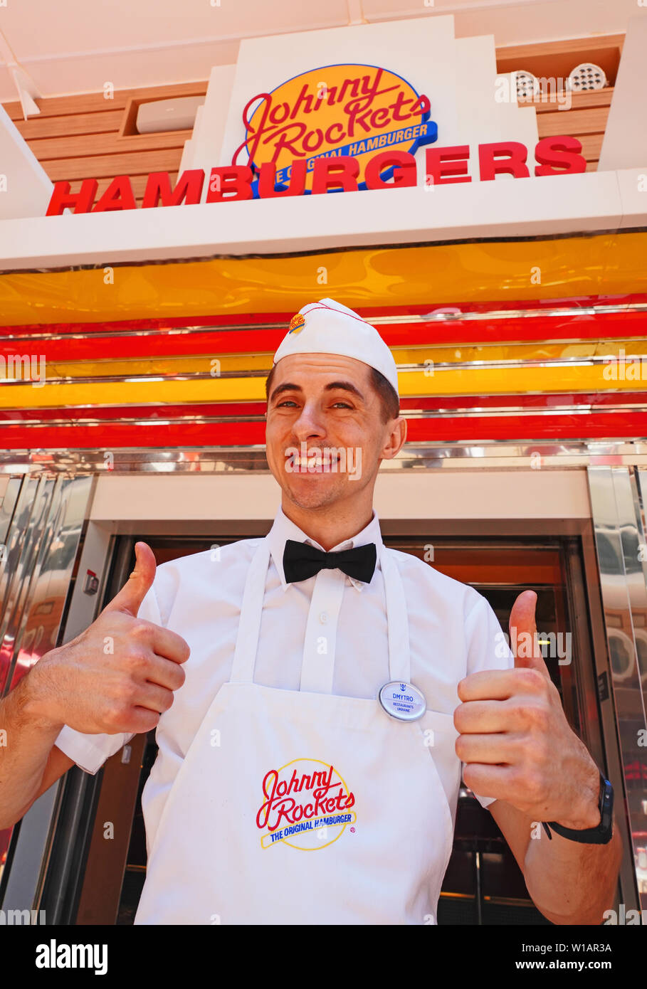Johnny Rockets hamburger ristorante sul lungomare di Royal Caribbean la sinfonia del mare la nave di crociera. Foto Stock