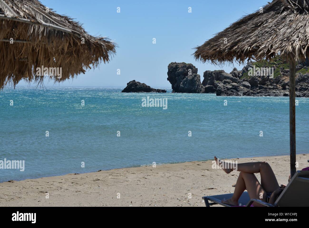 Vista della spiaggia di Rodakino in una giornata ventosa, situato a sud di Rethymno, Creta, Grecia. Foto Stock