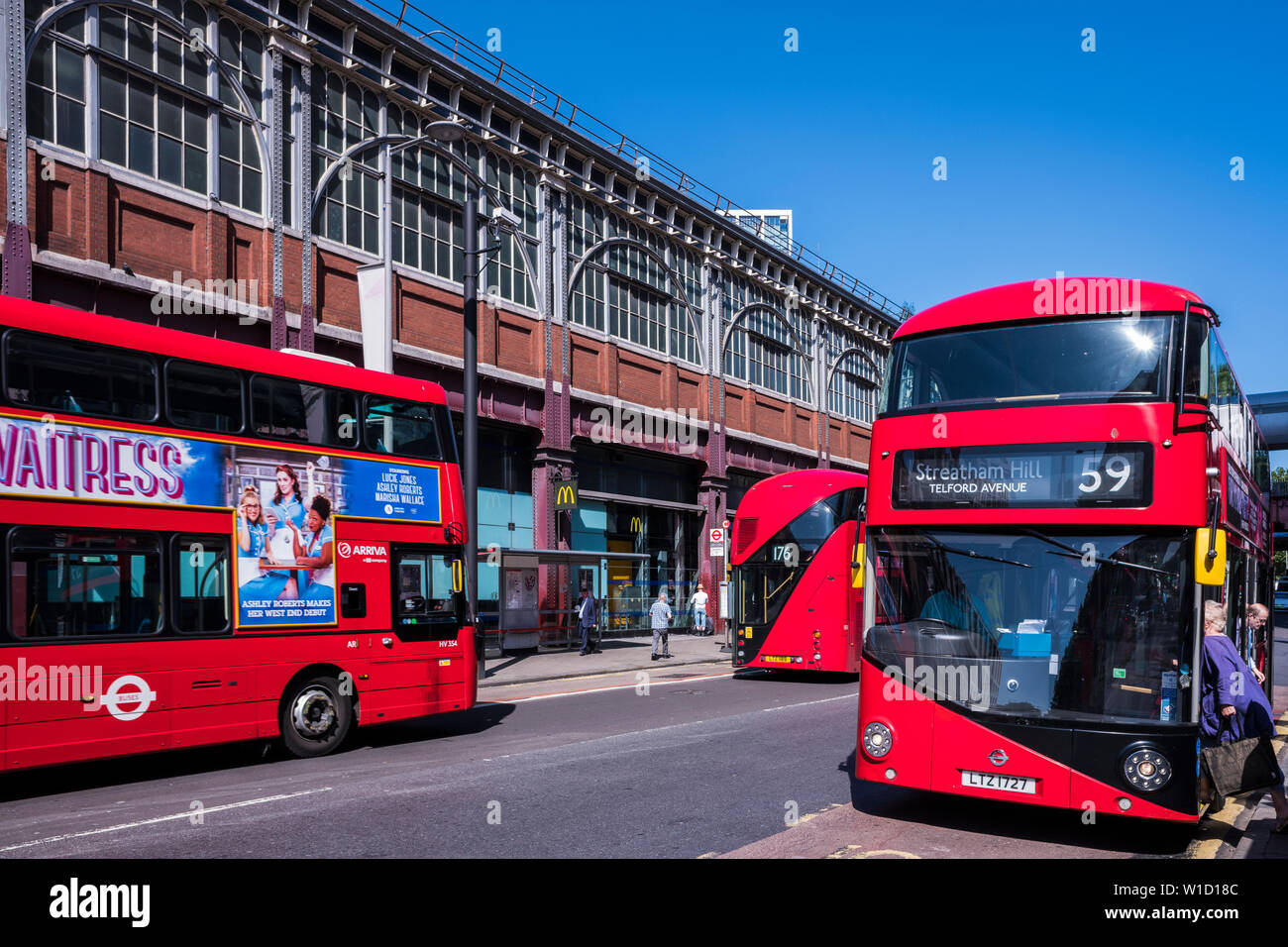 La stazione di Waterloo, Waterloo Road, Borough di Southwark, Londra, Inghilterra, Regno Unito Foto Stock