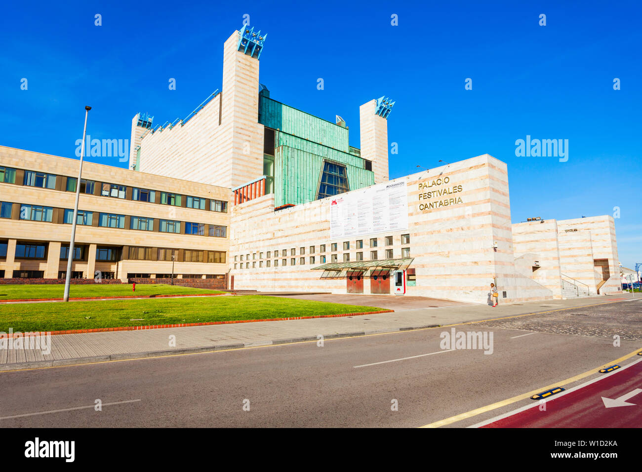 SANTANDER, Spagna - 26 settembre 2017: Palazzo dei Festival o Palacio de Festivales de Cantabria nella città di Santander, Cantabria regione della Spagna Foto Stock