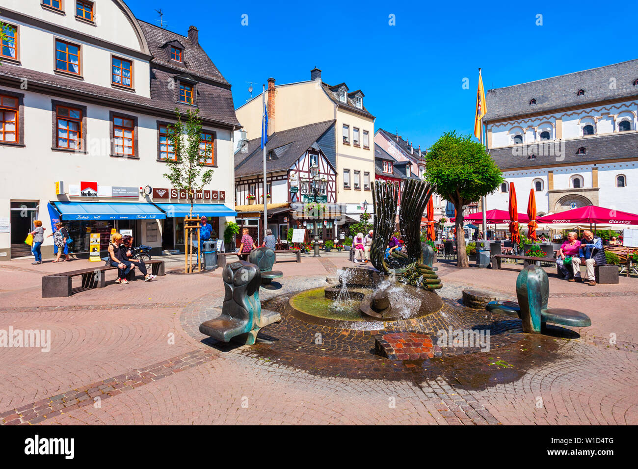 BOPPARD, Germania - 26 giugno 2018: piazza del mercato o marktplatz a Boppard. Boppard è la città che giace nella gola del Reno, Germania. Foto Stock