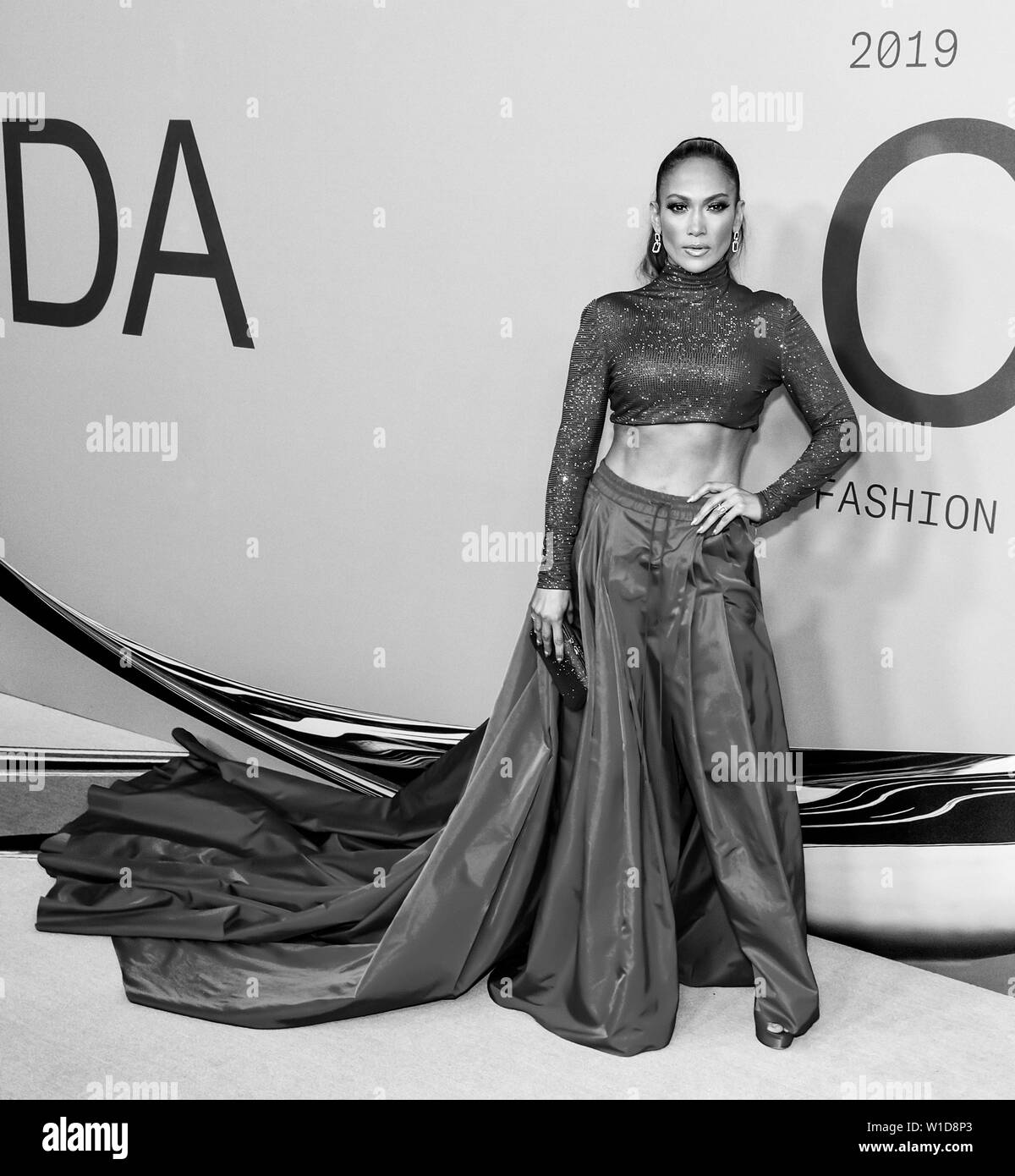 New York, NY - Giugno 03, 2019: Jennifer Lopez assiste 2019 CFDA Fashion Awards al Brooklyn Museum Foto Stock