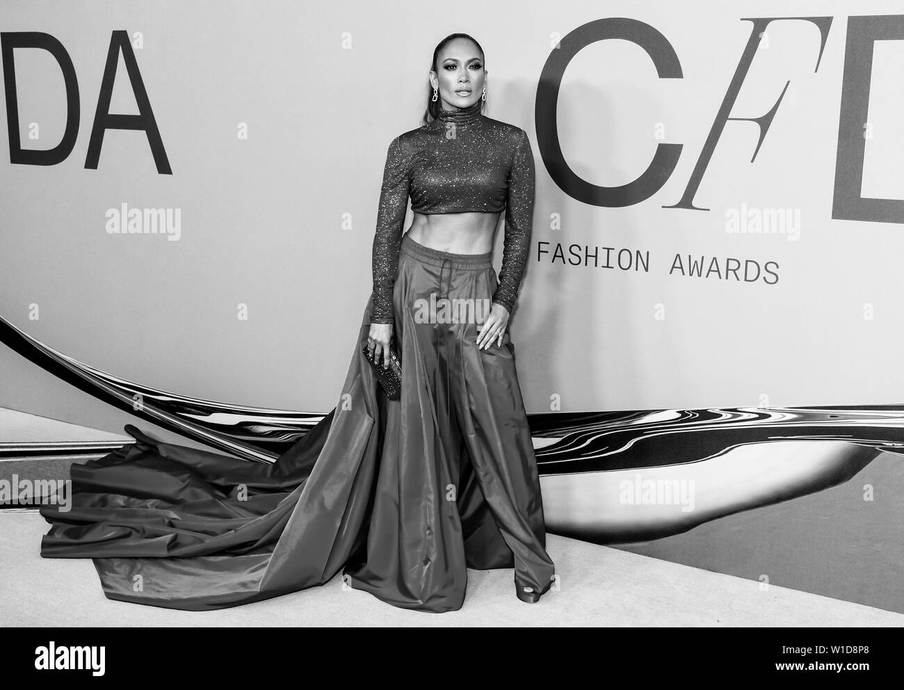 New York, NY - Giugno 03, 2019: Jennifer Lopez assiste 2019 CFDA Fashion Awards al Brooklyn Museum Foto Stock