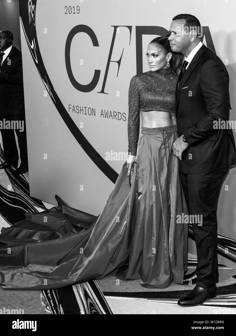 New York, NY - Giugno 03, 2019: Jennifer Lopez e Alex Rodriguez partecipare 2019 CFDA Fashion Awards al Brooklyn Museum Foto Stock