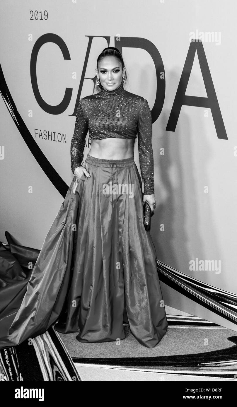 New York, NY - Giugno 03, 2019: Jennifer Lopez assiste 2019 CFDA Fashion Awards al Brooklyn Museum Foto Stock