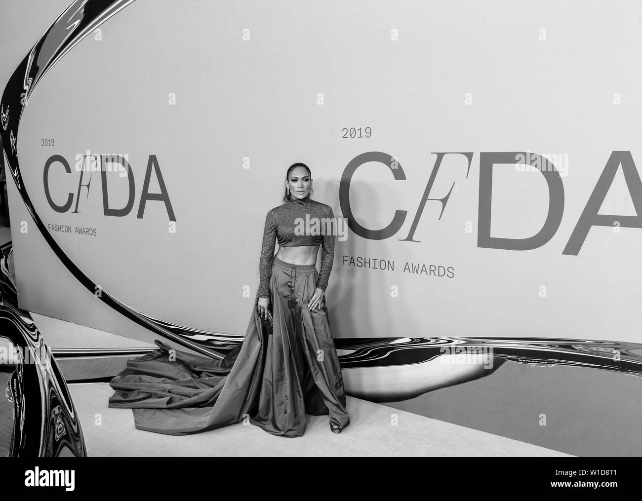 New York, NY - Giugno 03, 2019: Jennifer Lopez assiste 2019 CFDA Fashion Awards al Brooklyn Museum Foto Stock