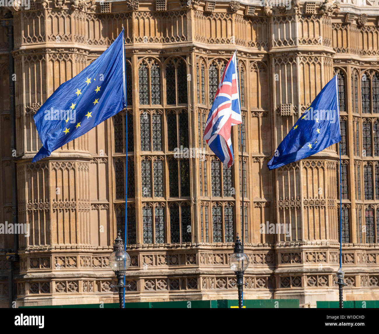 Londra, Regno Unito. Il 2 luglio 2019. Brexit banner di protesta al di fuori del Parlamento Credit Ian Davidson/Alamy Live News Foto Stock