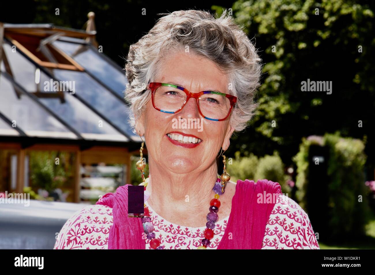 Prue Leith. RHS Hampton Court Palace Garden Festival, East Molesey, Surrey, Regno Unito Foto Stock