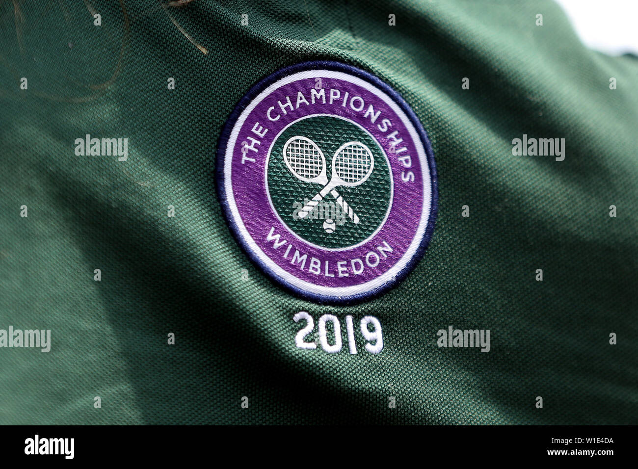 Il torneo di Wimbledon, Londra, Regno Unito. Il 2 luglio 2019. Il logo di Wimbledon, i campionati di Wimbledon 2019, 2019 Credit: Allstar Picture Library/Alamy Live News Foto Stock