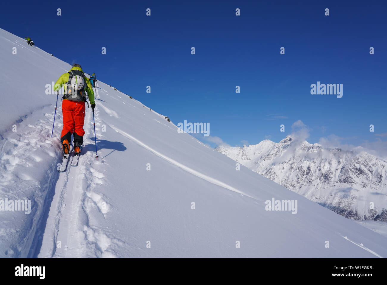 Sci alpinismo nelle Alpi Lyngen, penisola di Lyngen, Troms County, Norvegia, Scandinavia, Europa Foto Stock