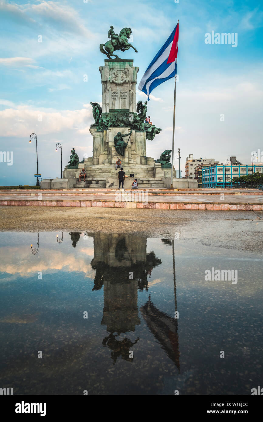 Monumento al Generale Antonio Maceo, Malecon, La Habana (l'Avana, Cuba, West Indies, dei Caraibi e America centrale Foto Stock