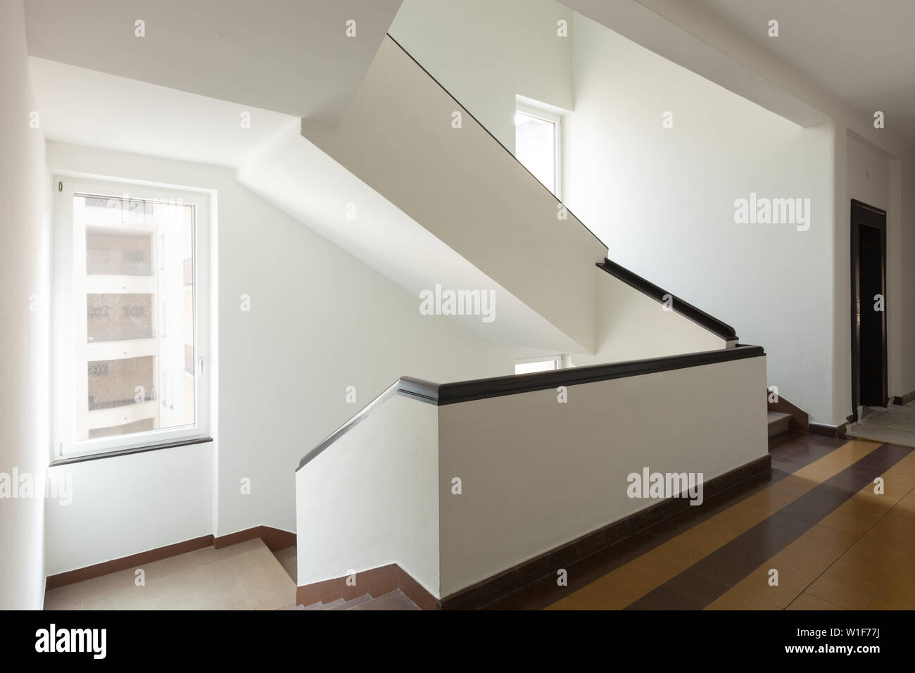 Tromba delle scale immagini e fotografie stock ad alta risoluzione - Alamy